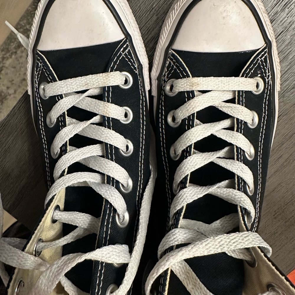 Ladies high top converse sneakers size 5